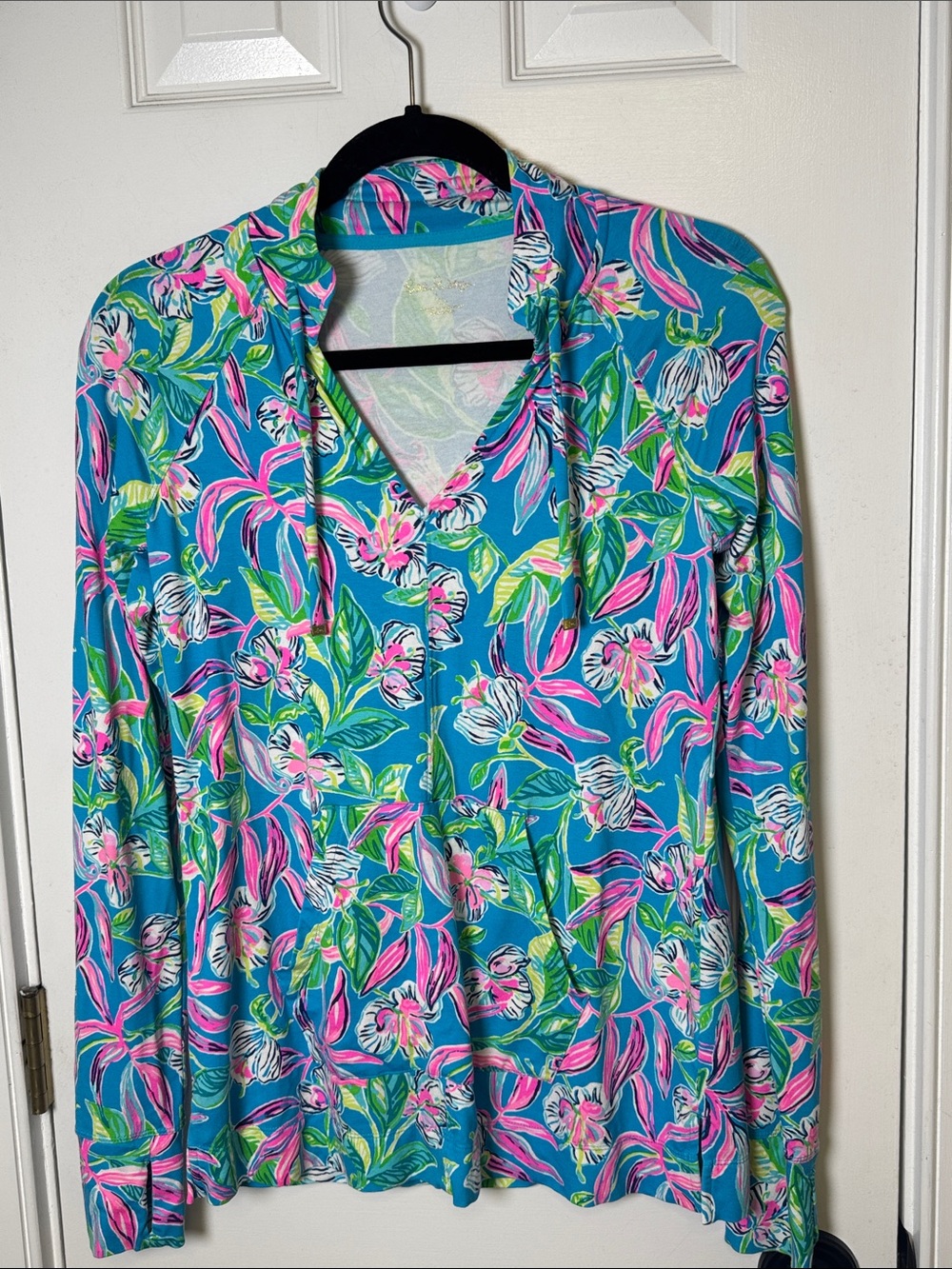 Lilly Pulitzer XS Floral Kangaroo Pocket Pullover Top Thumbhole Sleeves - Picture 7 of 9